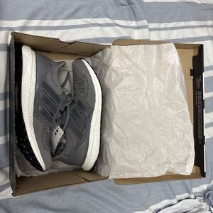 Adidas Men's grey Athletic Shoes